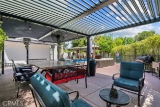 Single Family Residence, 22835 Styles st, Woodland Hills, CA 91367 - 37