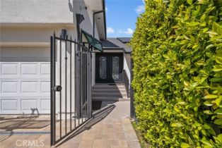 Single Family Residence, 22835 Styles st, Woodland Hills, CA 91367 - 5