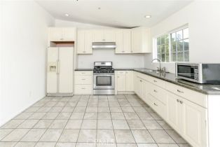 Single Family Residence, 14494 Cambridge st, Moorpark, CA 93021 - 14