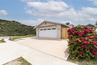 Single Family Residence, 14494 Cambridge st, Moorpark, CA 93021 - 4