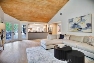 Single Family Residence, 20225 Allentown dr, Woodland Hills, CA 91364 - 4