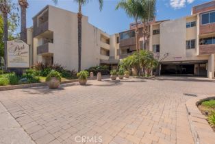 Condominium, 5325 Newcastle ave, Encino, CA 91316 - 2