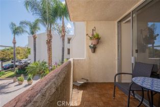 Condominium, 5325 Newcastle ave, Encino, CA 91316 - 20