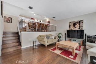 Condominium, 18326 Collins st, Tarzana, CA 91356 - 5