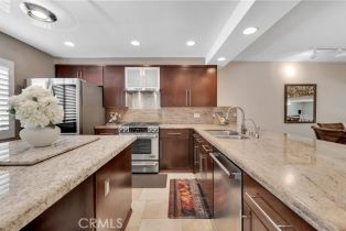 Condominium, 18326 Collins st, Tarzana, CA 91356 - 9