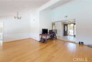 Single Family Residence, 10545 Willowbrae ave, Chatsworth, CA 91311 - 20