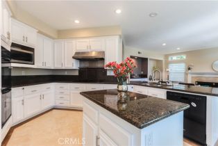 Single Family Residence, 26962 Willow Tree ln, Laguna Hills, CA 92653 - 29
