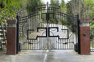 Single Family Residence, 3622 Roberts View pl, Studio City, CA 91604 - 51