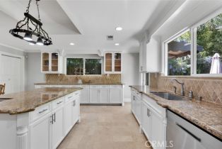 Single Family Residence, 23747 Canzonet st, Woodland Hills, CA 91367 - 19