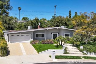 Single Family Residence, 23747 Canzonet st, Woodland Hills, CA 91367 - 2