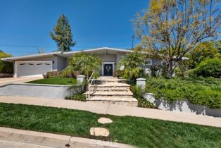 Single Family Residence, 23747 Canzonet st, Woodland Hills, CA 91367 - 4