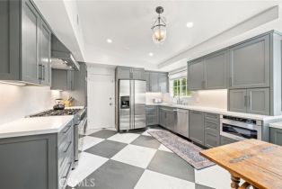 Single Family Residence, 23055 Mosby st, Woodland Hills, CA 91364 - 5