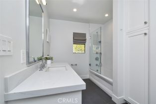 Single Family Residence, 3516 Terrace View dr, Encino, CA 91436 - 39