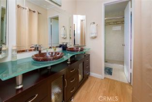 Condominium, 15137 Magnolia blvd, Sherman Oaks, CA 91403 - 12