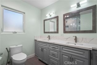 Single Family Residence, 11015 Encino ave, Granada Hills, CA 91344 - 13