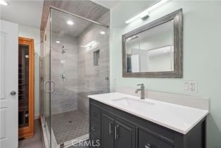 Single Family Residence, 11015 Encino ave, Granada Hills, CA 91344 - 23