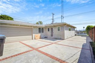 Single Family Residence, 11015 Encino ave, Granada Hills, CA 91344 - 26