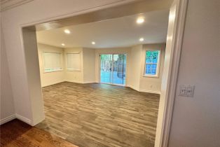 Single Family Residence, 18406 Bessemer st, Tarzana, CA 91335 - 15