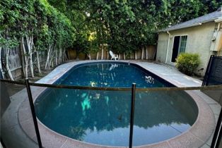 Single Family Residence, 18406 Bessemer st, Tarzana, CA 91335 - 30