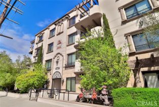 Condominium, 4724 Kester ave, Sherman Oaks, CA 91403 - 3
