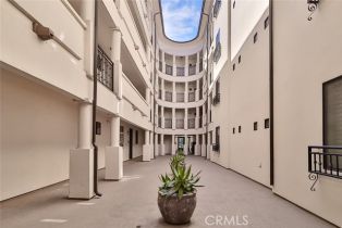 Condominium, 4724 Kester ave, Sherman Oaks, CA 91403 - 5