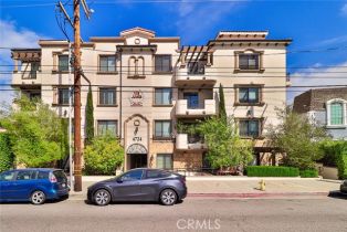 Condominium, 4724 Kester AVE, Sherman Oaks, CA  Sherman Oaks, CA 91403