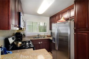 Condominium, 5530 Owensmouth ave, Woodland Hills, CA 91367 - 10