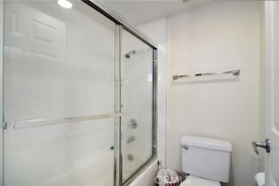 Condominium, 5530 Owensmouth ave, Woodland Hills, CA 91367 - 14