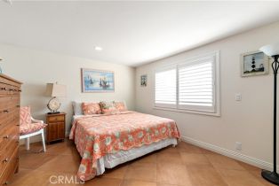 Single Family Residence, 2408 Ocean dr, Oxnard, CA 93035 - 9
