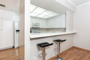 Condominium, 17711 Margate st, Encino, CA 91316 - 4