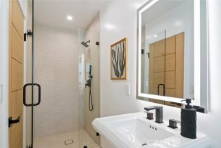 Single Family Residence, 4701 Deseret dr, Woodland Hills, CA 91364 - 14