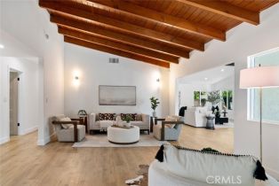 Single Family Residence, 4701 Deseret dr, Woodland Hills, CA 91364 - 5