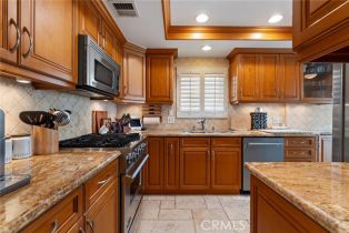 Condominium, 15175 Magnolia blvd, Sherman Oaks, CA 91403 - 14