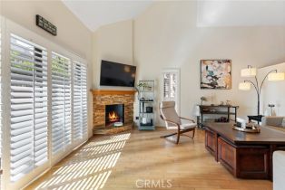 Condominium, 15175 Magnolia blvd, Sherman Oaks, CA 91403 - 4