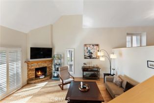 Condominium, 15175 Magnolia blvd, Sherman Oaks, CA 91403 - 5