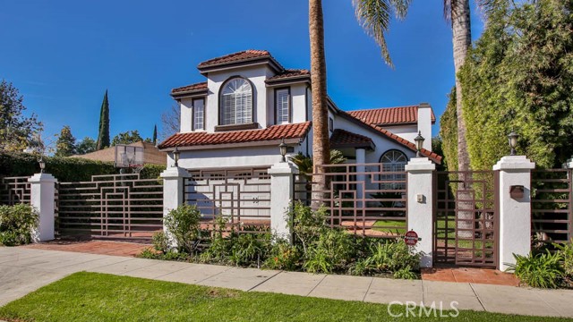 Single Family Residence, 4461 Stern ave, Sherman Oaks, CA 91423 - 1