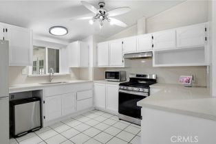 Single Family Residence, 10854 Hayvenhurst ave, Granada Hills, CA 91344 - 12