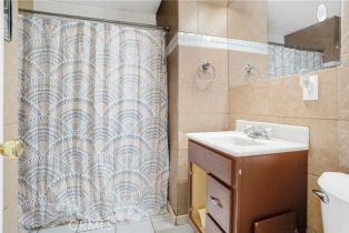 Single Family Residence, 10854 Hayvenhurst ave, Granada Hills, CA 91344 - 29