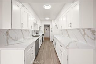 Condominium, 4647 Willis ave, Sherman Oaks, CA 91403 - 9