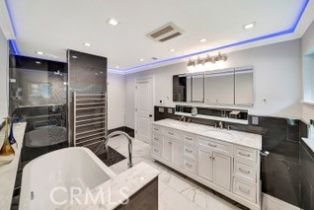 Single Family Residence, 22959 Humming Bird way, Calabasas, CA 91302 - 16