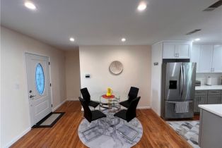 Single Family Residence, 10937 Whitaker ave, Granada Hills, CA 91344 - 4