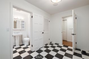 Single Family Residence, 3946 Stone Canyon ave, Sherman Oaks, CA 91403 - 17