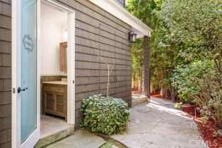 Single Family Residence, 3946 Stone Canyon ave, Sherman Oaks, CA 91403 - 46