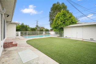Single Family Residence, 19219 Friar st, Tarzana, CA 91335 - 28