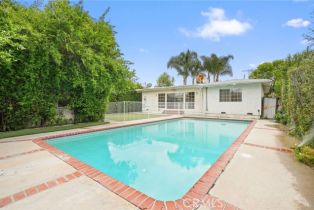Single Family Residence, 19219 Friar st, Tarzana, CA 91335 - 32