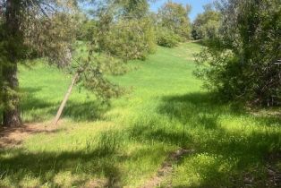 , 4950 Vanalden, Tarzana, CA 91356 - 5