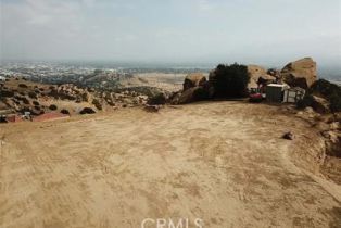 , 501 Thompson ave, Chatsworth, CA 91311 - 9