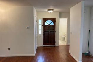 Single Family Residence, 23464 Sylvan st, Woodland Hills, CA 91367 - 10