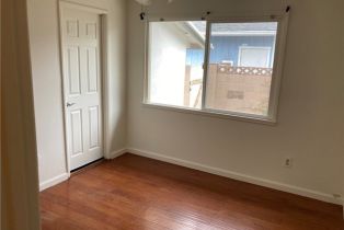 Single Family Residence, 23464 Sylvan st, Woodland Hills, CA 91367 - 11