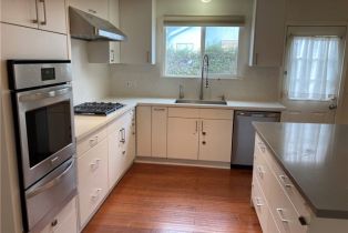 Single Family Residence, 23464 Sylvan st, Woodland Hills, CA 91367 - 5